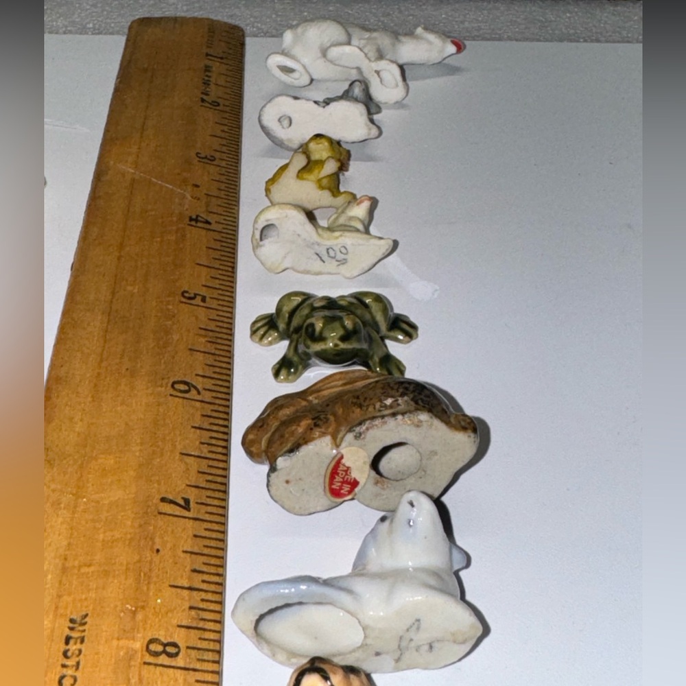 Lot of Miniature Figurines Frog Dog Turtle Polar Bear Animals Lamb Goat & Rabbit - Picture 3 of 16
